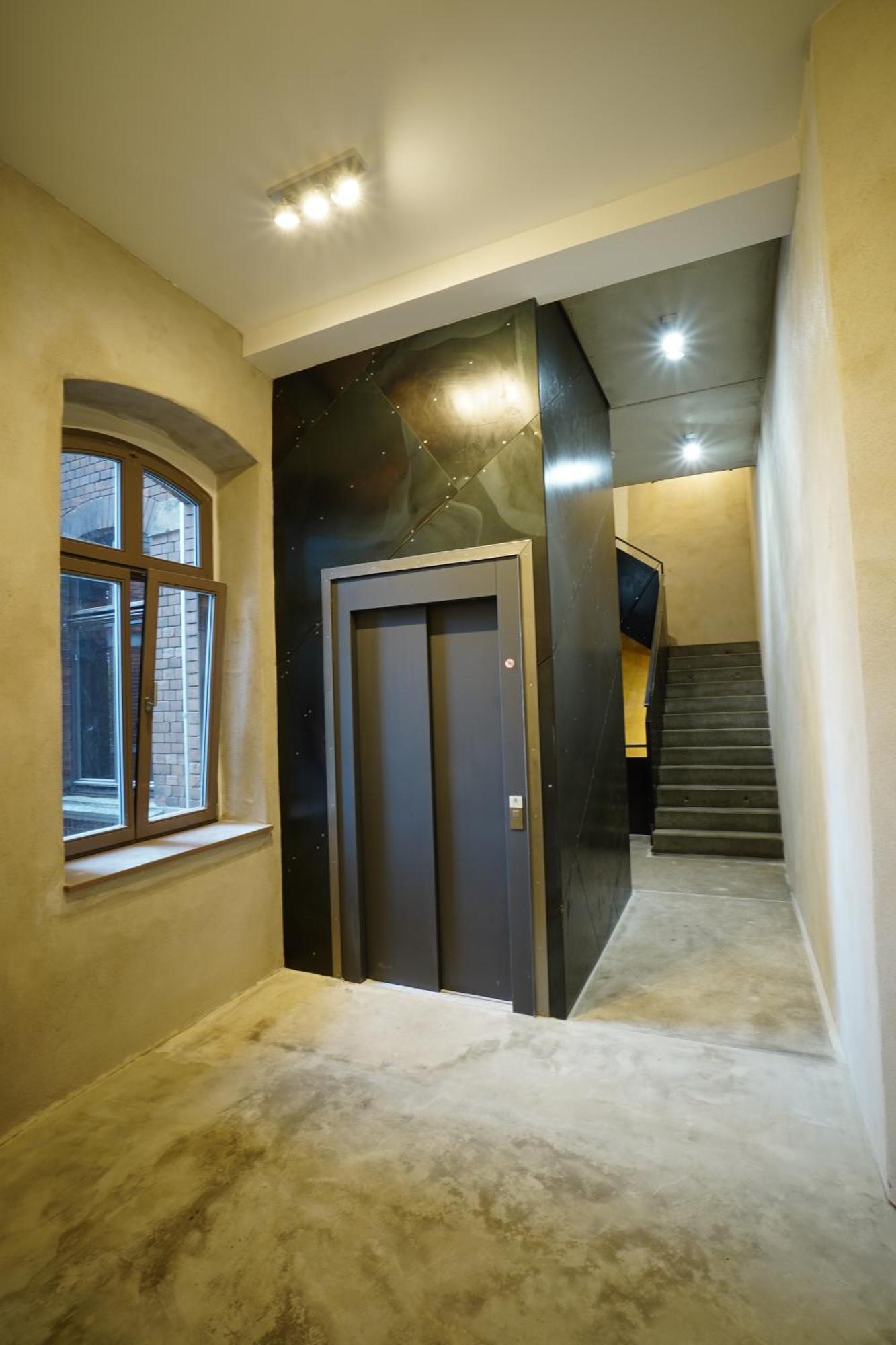 Kuenstlerzimmer Im Kulturhaus Haeselburg Gera Zewnętrze zdjęcie