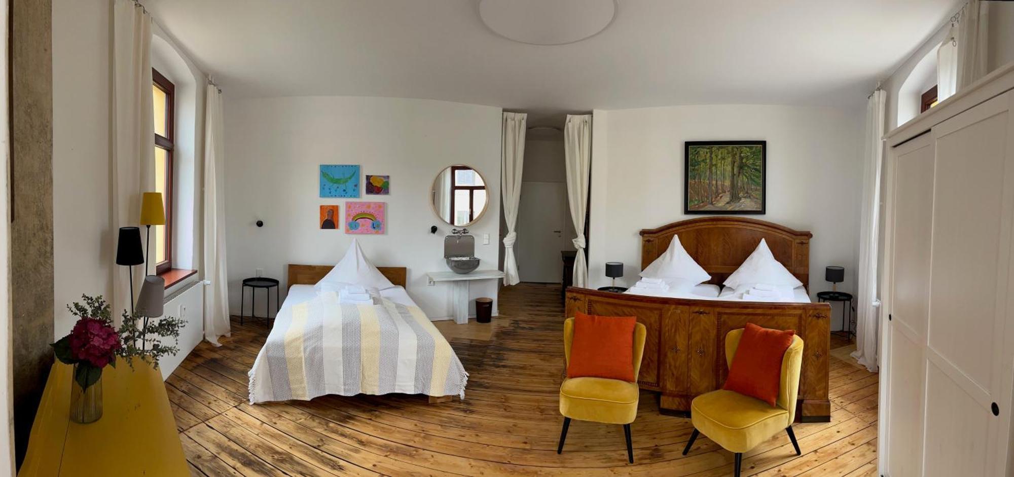 Kuenstlerzimmer Im Kulturhaus Haeselburg Gera Zewnętrze zdjęcie