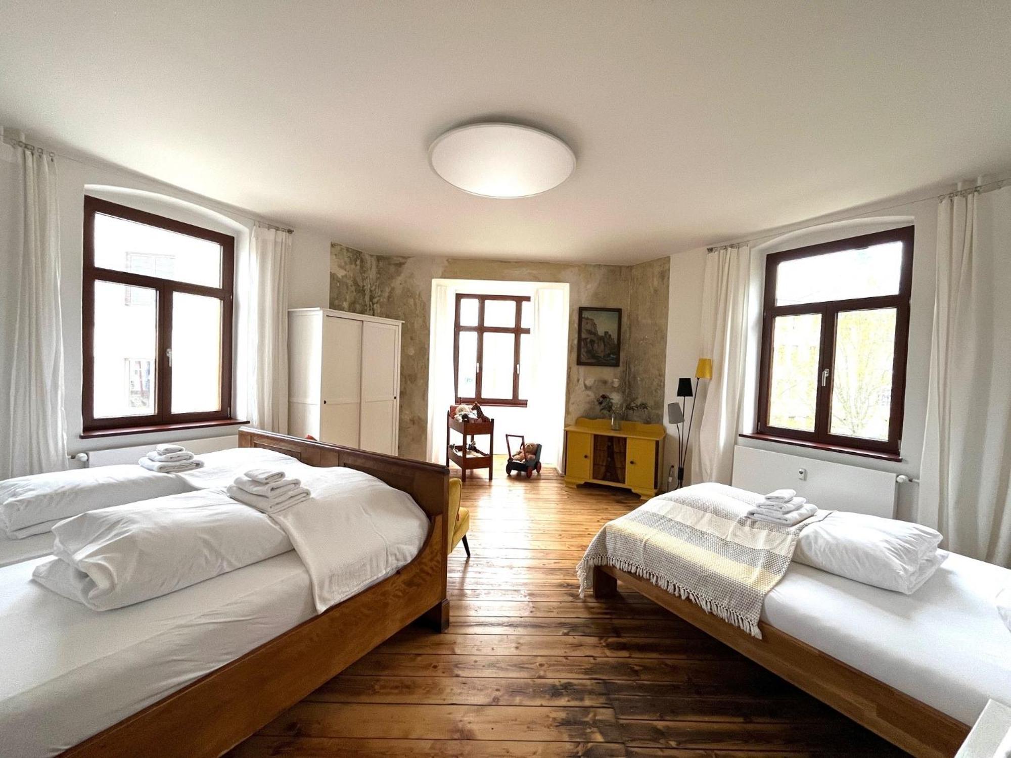 Kuenstlerzimmer Im Kulturhaus Haeselburg Gera Zewnętrze zdjęcie