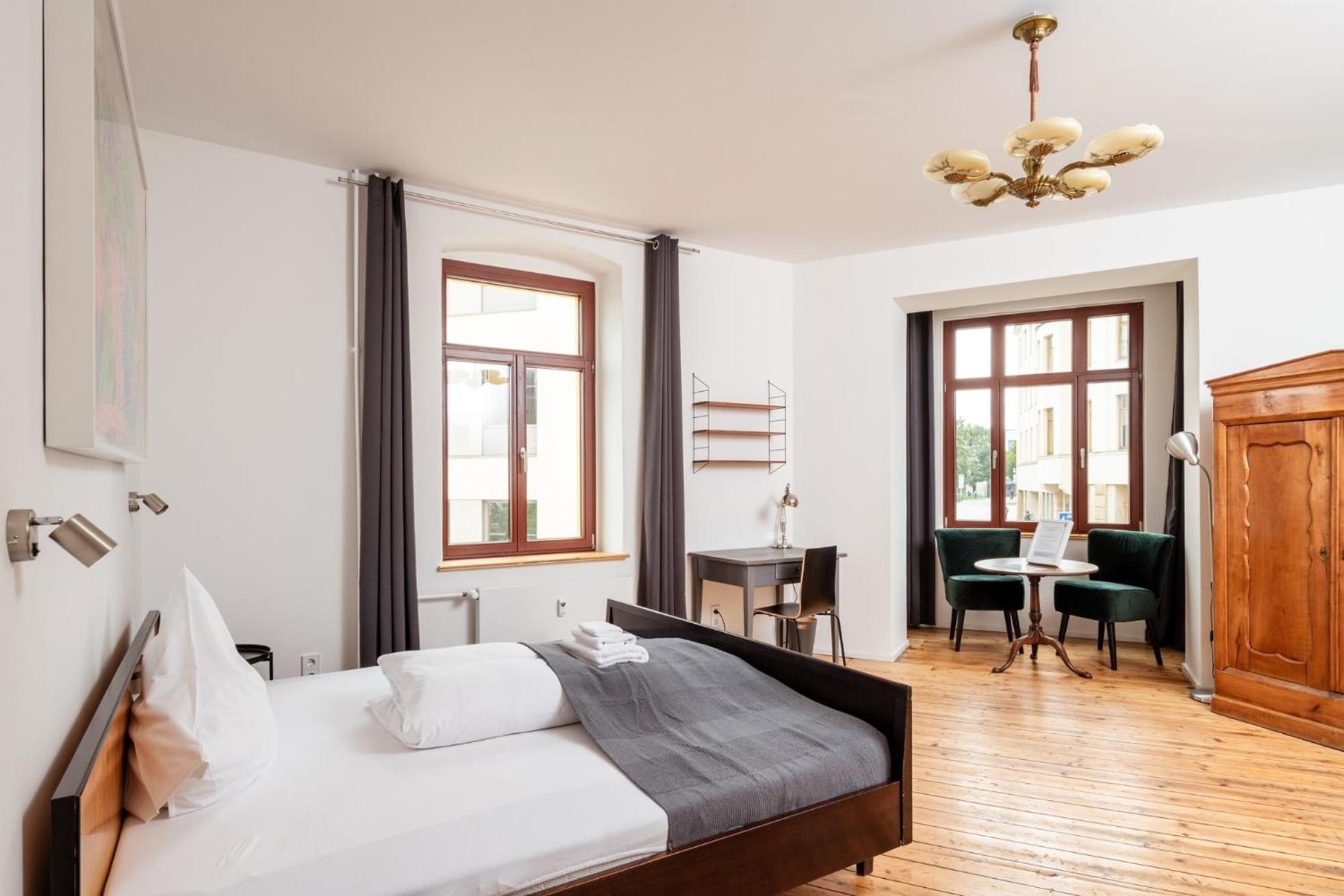 Kuenstlerzimmer Im Kulturhaus Haeselburg Gera Zewnętrze zdjęcie
